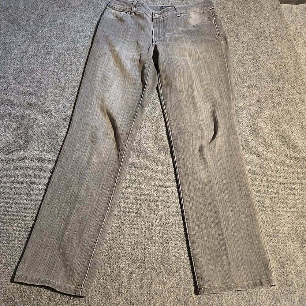 Additions by Chico's Denim Jeans Womens 0.5 Short Gray Stretch 5 Pocket Straight